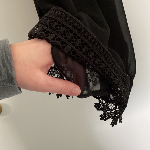 Glamorous Lace Detail Tank - Picture 5 of 9